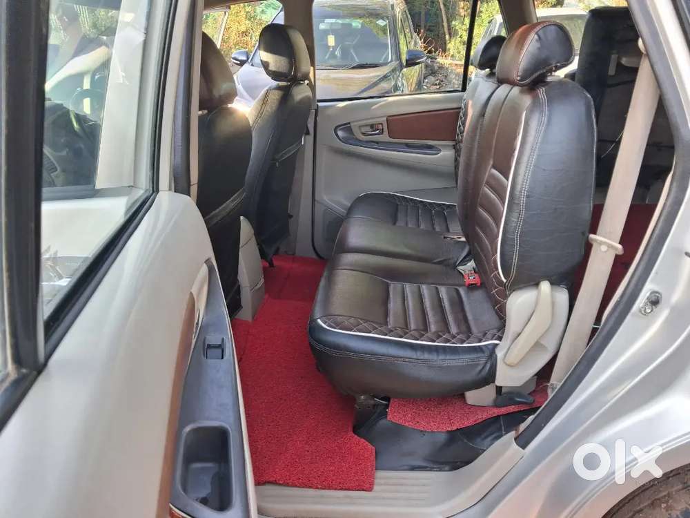 Toyota Innova 2010