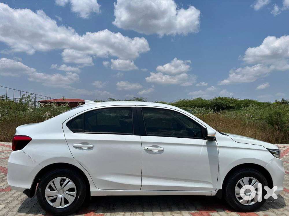 Honda Amaze, 2022, Petrol