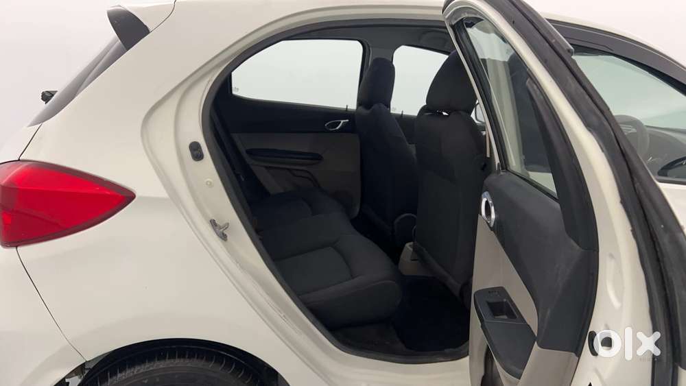 Tata Tiago 1.2 Revotron Xz Plus, 2018, Petrol