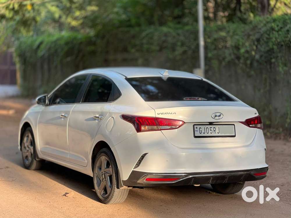 Hyundai Verna 1.5 Sx Petrol Mt, 2020, Petrol