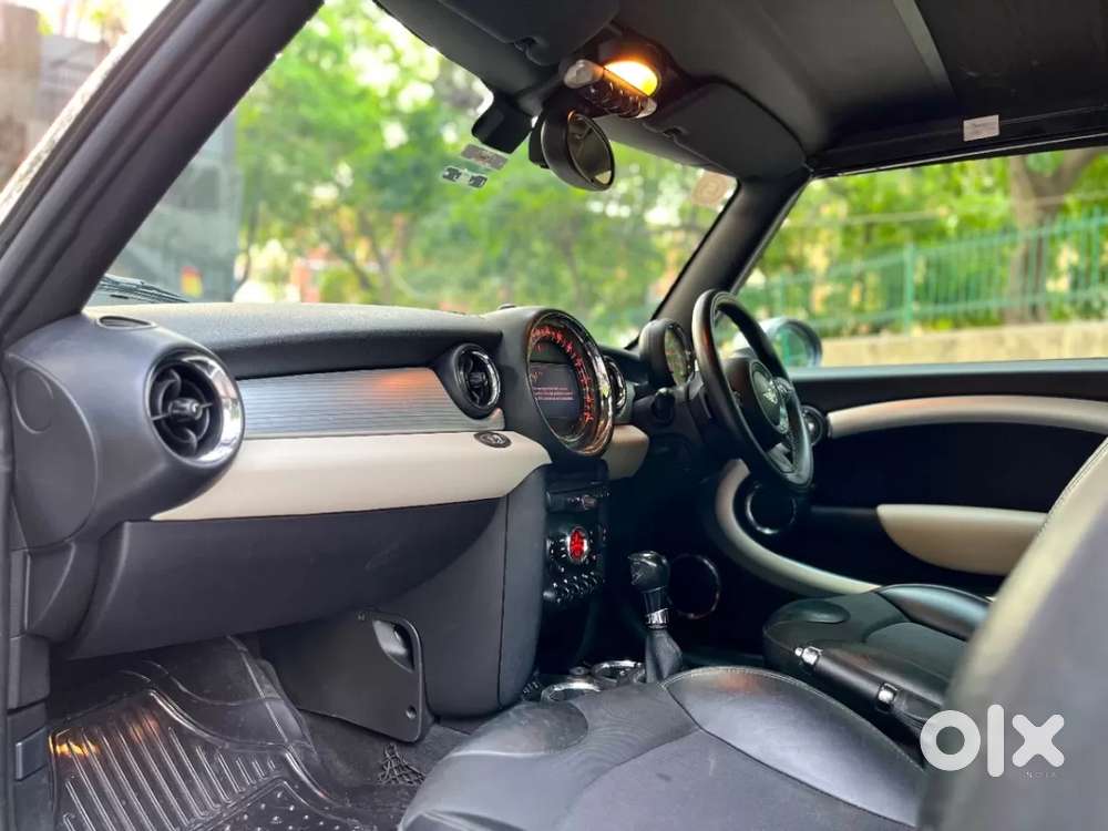 Mini Cooper Convertible, 2015, Petrol
