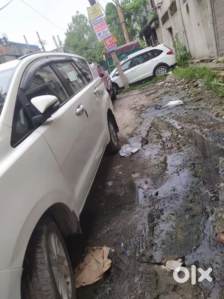 Toyota Innova Crysta 2016 Car