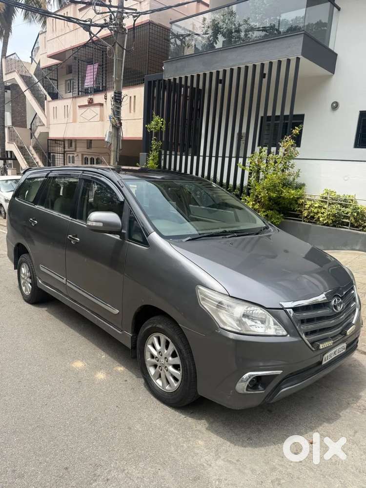 Toyota Innova 2.5 VX 7 Seater BS IV, 2012, Diesel