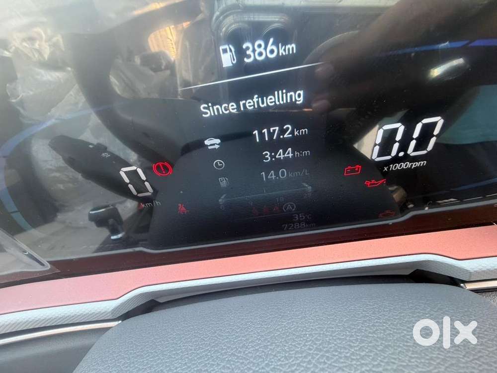 Crera Petrol 2025 Brand New Car Only 7400 Km Driven