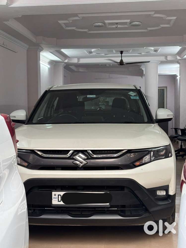 Maruti Suzuki Brezza 1.5 Vxi Cng, 2024, Cng & Hybrids