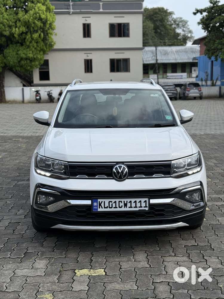 Volkswagen Taigun 1.0 Tsi Highline At, 2022, Petrol