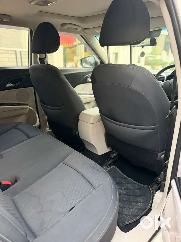 Mahindra Xuv300 W8 Diesel, 2021, Diesel