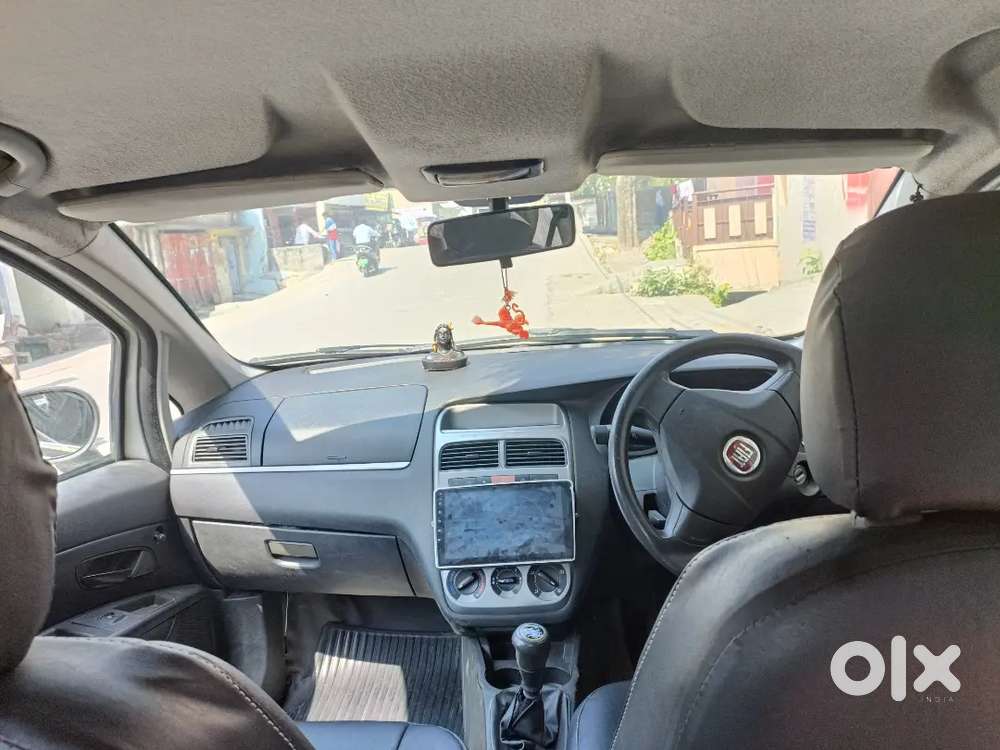 Fiat Punto 2011 Petrol 51000 Km Driven (family Car)