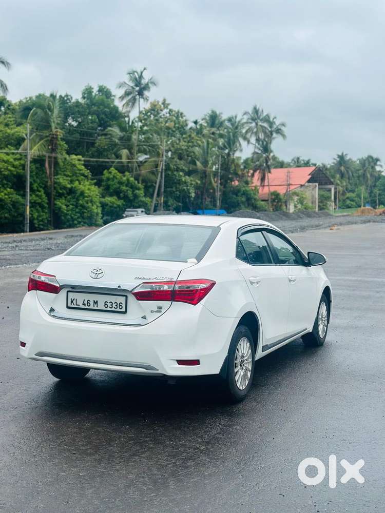 Toyota Corolla Altis 1.8 J, 2015, Diesel