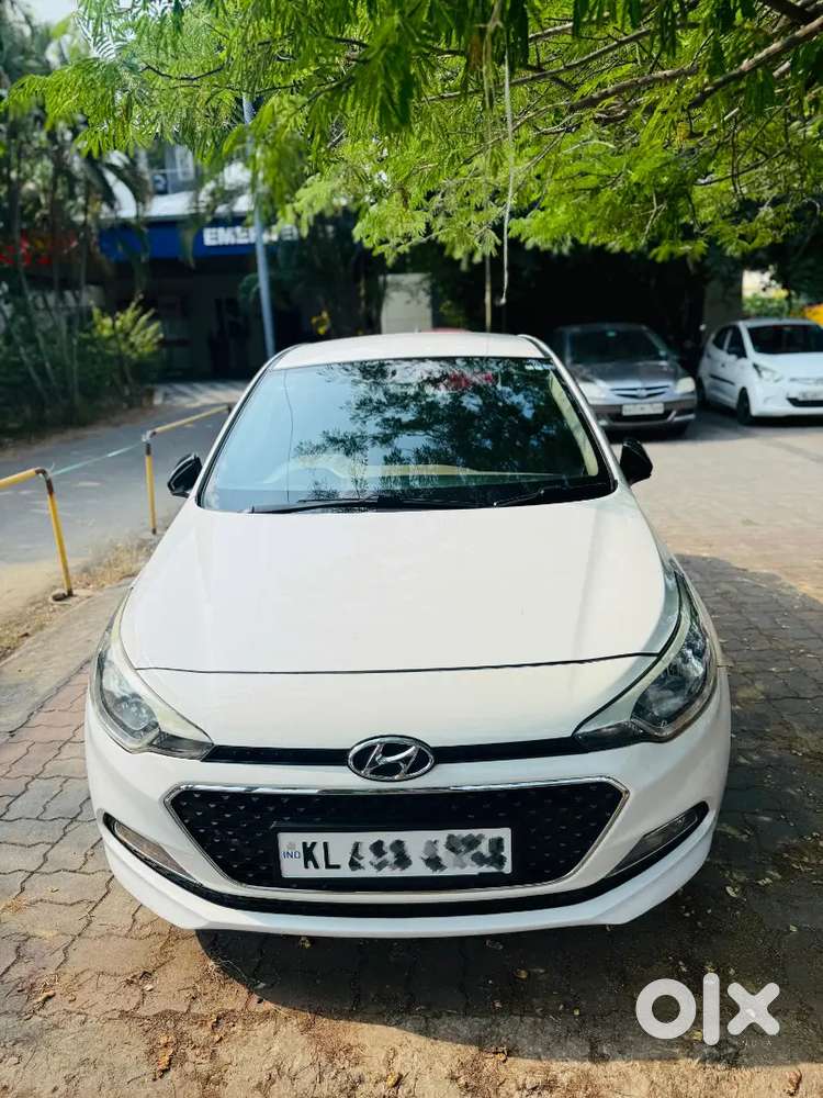 Hyundai New I20 2015 Petrol 105000 Km Driven