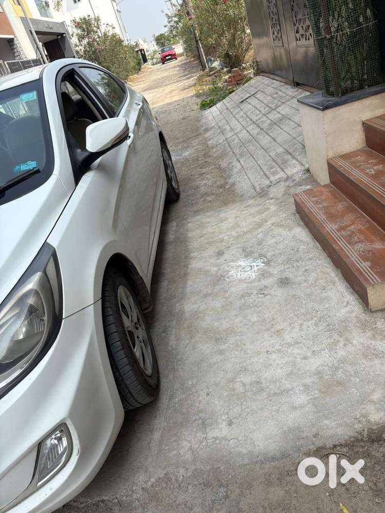 Hyundai Verna Petrol 2013