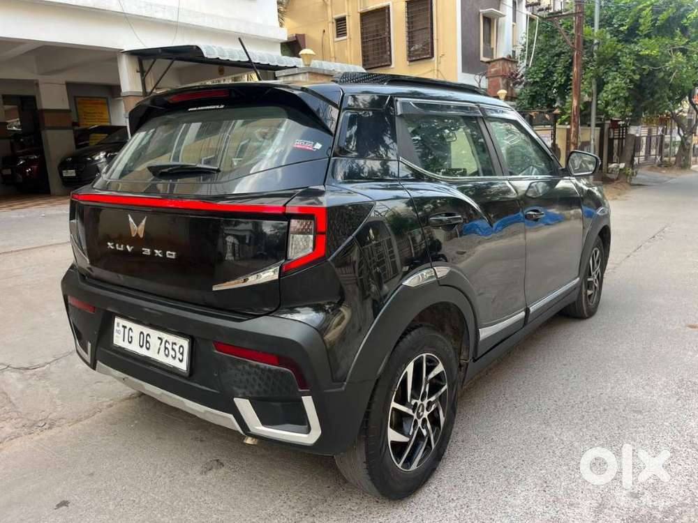 Mahindra Xuv 3xo Ax5 Ds Mt, 2024, Diesel