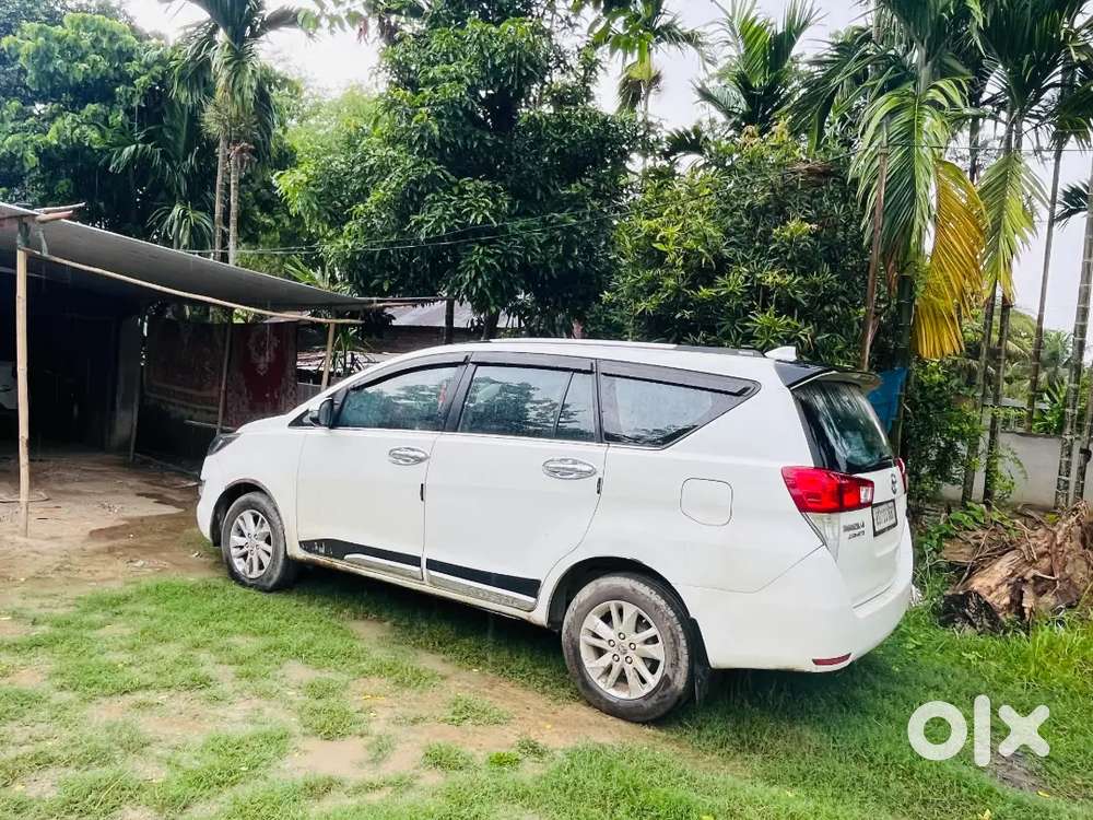 Toyota Innova Crysta 2018 Diesel Well Maintained