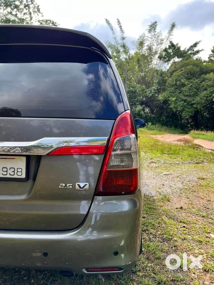 2013 Toyota Innova Diesel Manual 7 Seater