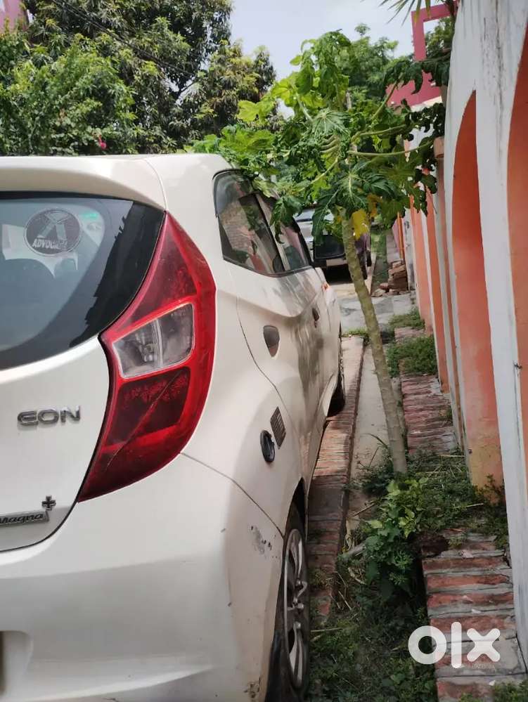 Hyundai Eon Magna+ 2012 Petrol Manual