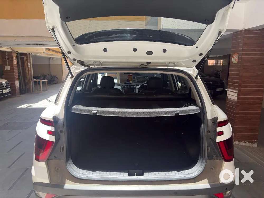 Government Officer Owned Creta 2021 In Showroom Condition.