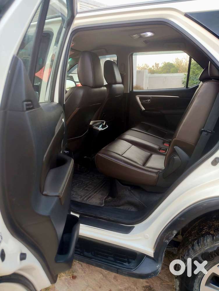 Toyota Fortuner 4x4 Mt 2.8 Diesel, 2017, Diesel