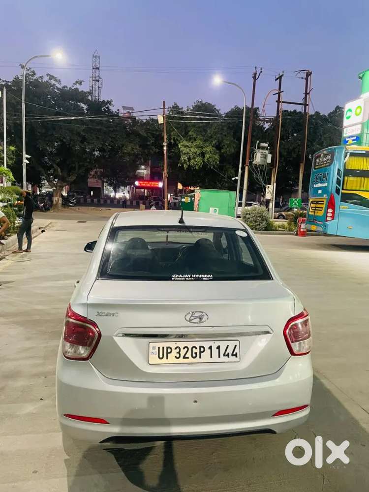 Hyundai Xcent 2015 Diesel 852000 Km Driven