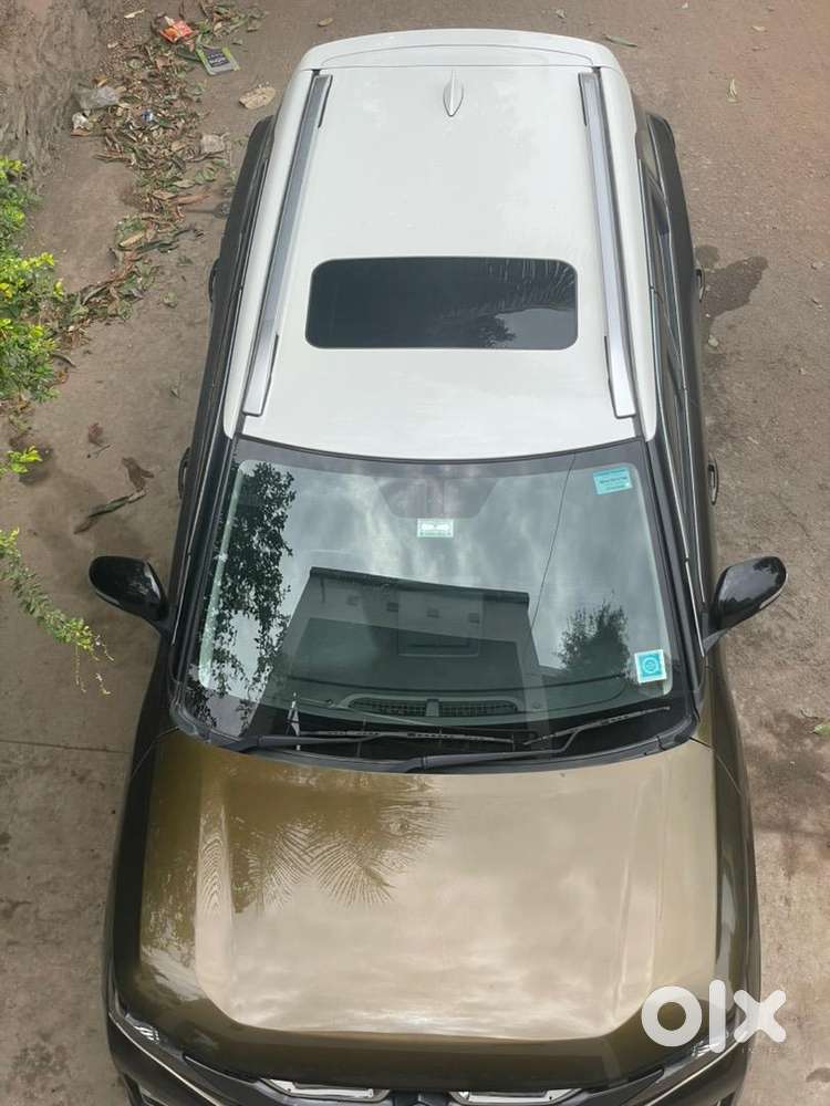 Maruti Suzuki Brezza Zxi Smart Hybrid Well Maintained Car.