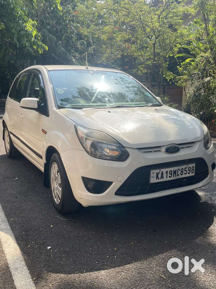 Ford Figo Petrol Zxi, 2012, Petrol