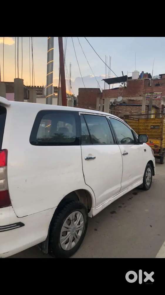 Toyota Innova Diesel 2012