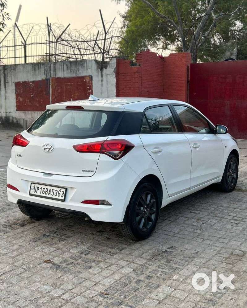 Hyundai I20 Magna 1.2 Mt, 2015, Petrol