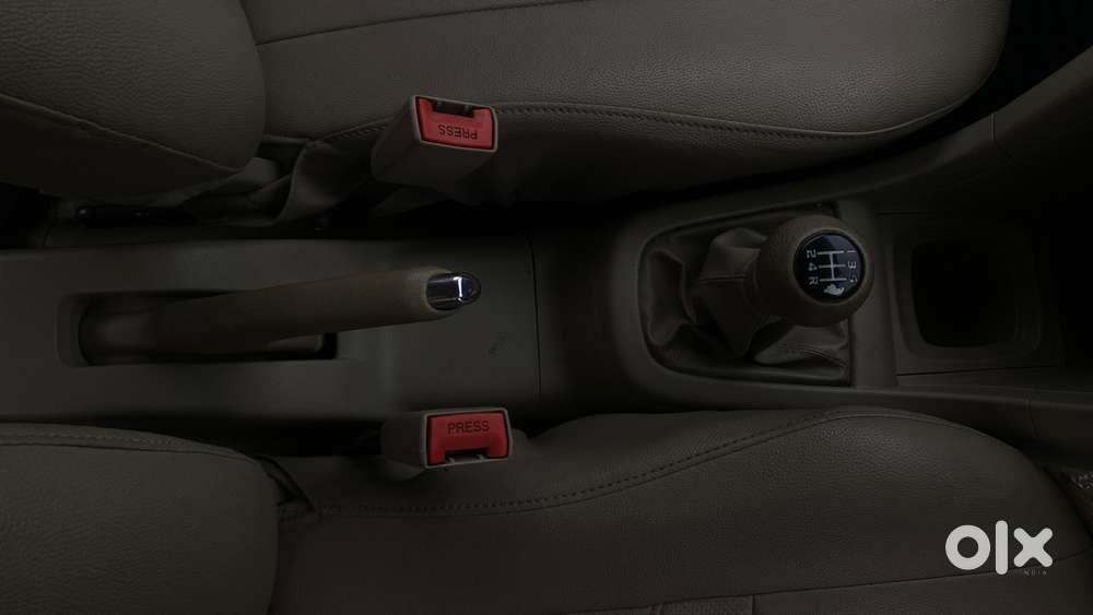 Maruti Suzuki Swift Dzire Zxi 1.2, 2015, Petrol