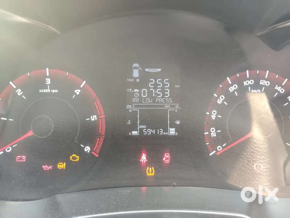 Mahindra Xuv300 2023 Diesel 59000 Km Driven