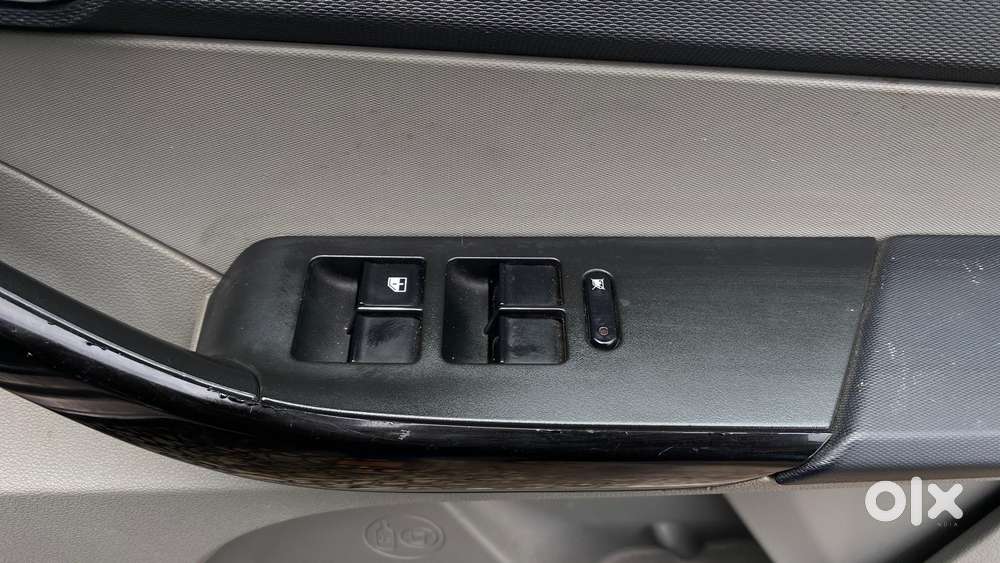 Tata Tiago 1.2 Revotron Xz, 2019, Petrol
