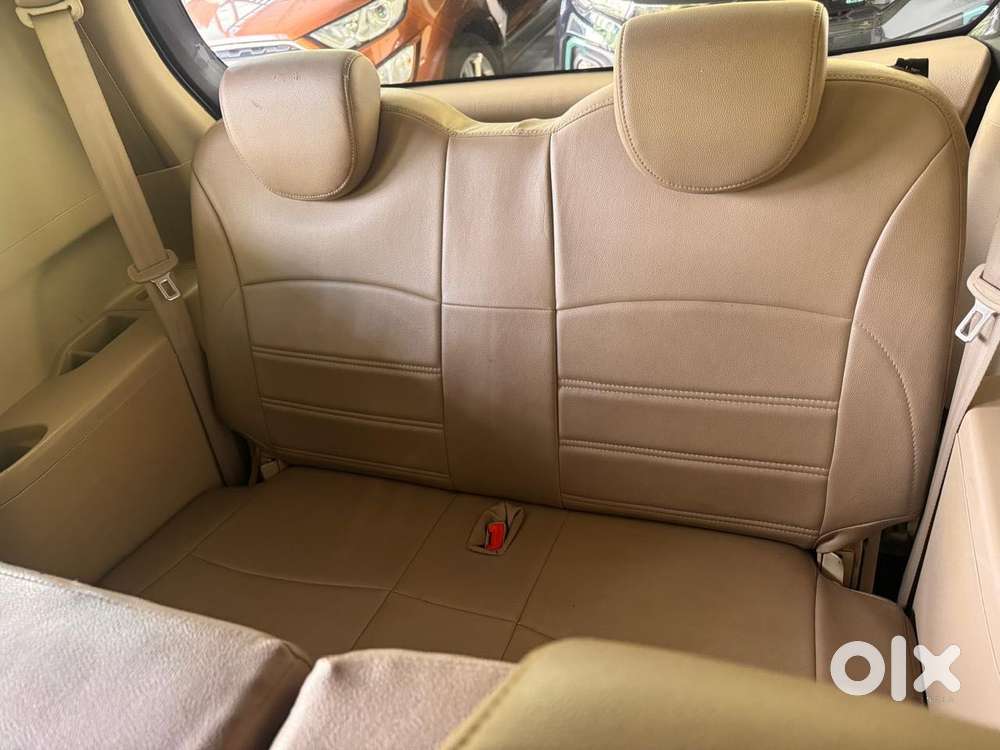 Maruti Suzuki Ertiga Vxi Abs, 2014, Petrol