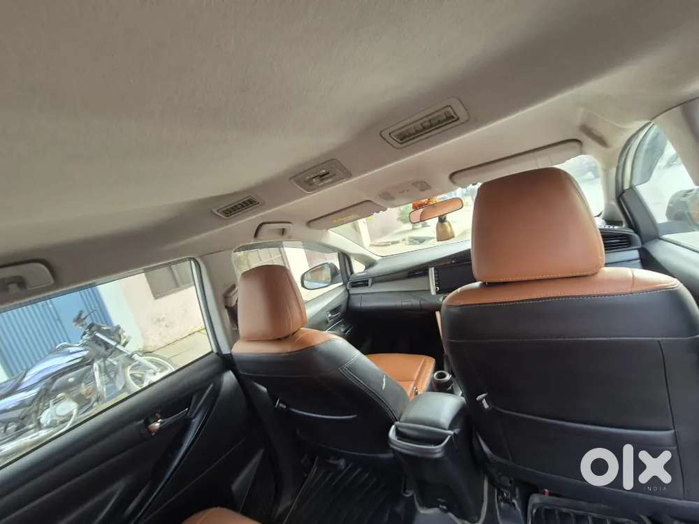 Toyota Innova Crysta 2.4 2021