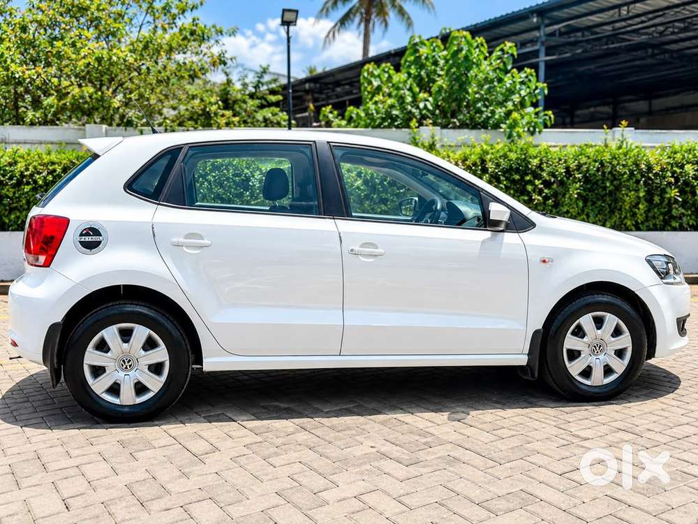 Volkswagen Polo Manual 2011