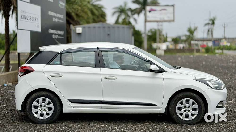 Hyundai I20 Sportz 1.2 Bs-iv, 2015, Cng & Hybrids