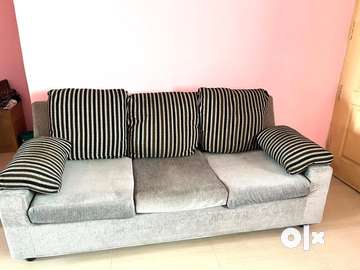 Kurlon sofa outlet cushion price