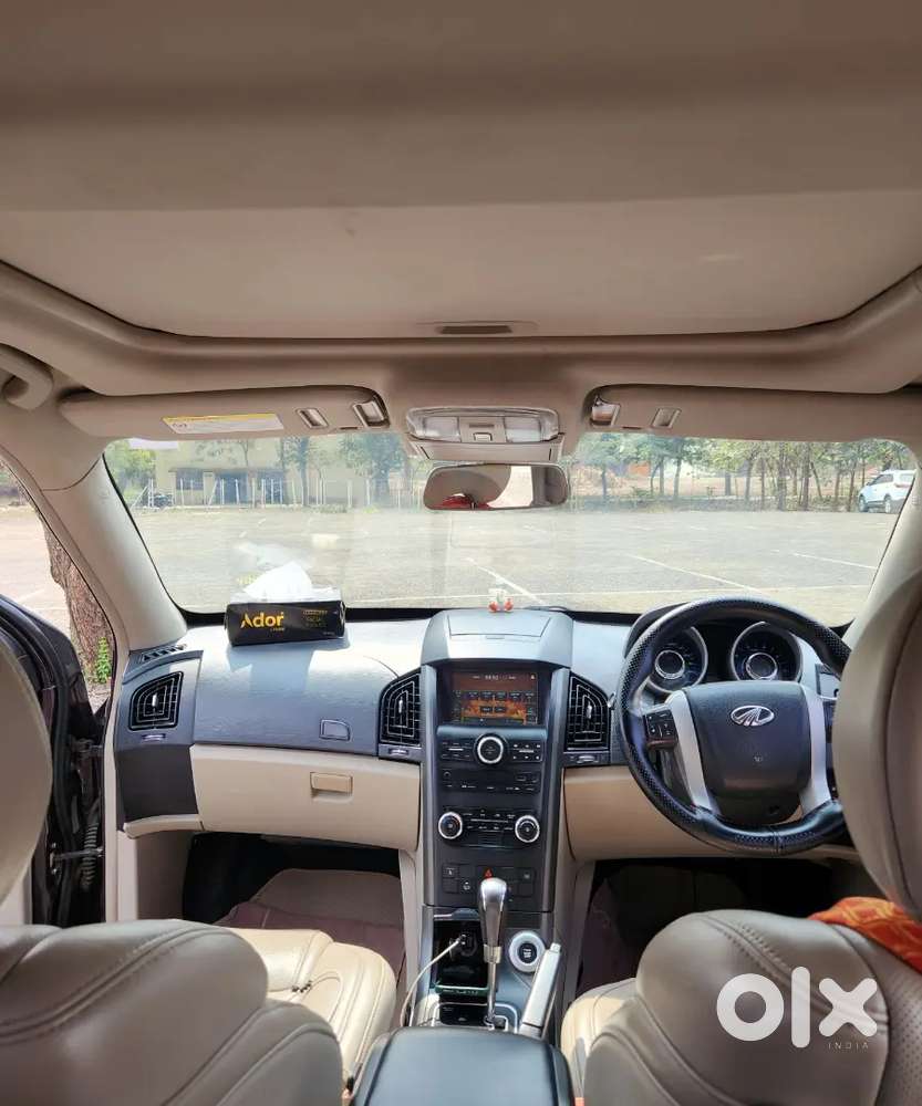 Mahindra Xuv500 2017 Diesel 130000 Km Driven