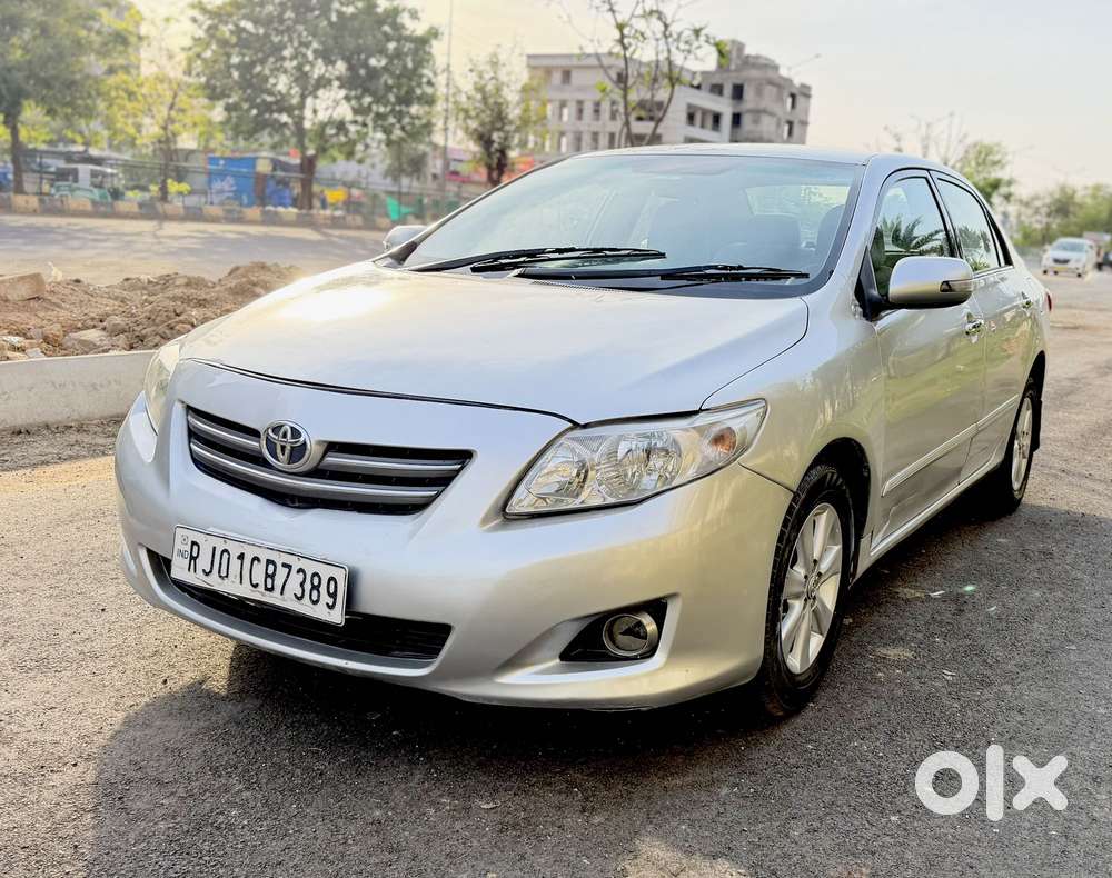Toyota Corolla Altis, 2012, Petrol
