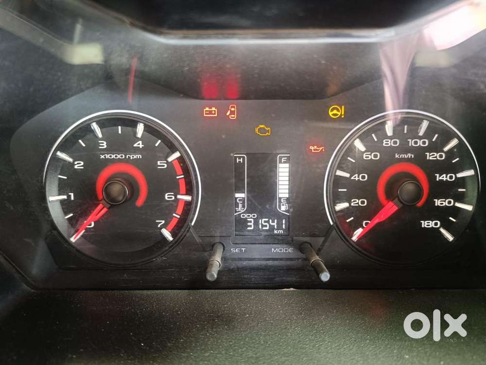 Mahindra Kuv100 Nxt 2016 Petrol 31500 Km Driven