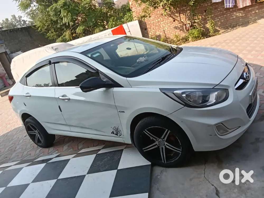 Hyundai Verna 2011 Diesel Well Maintained