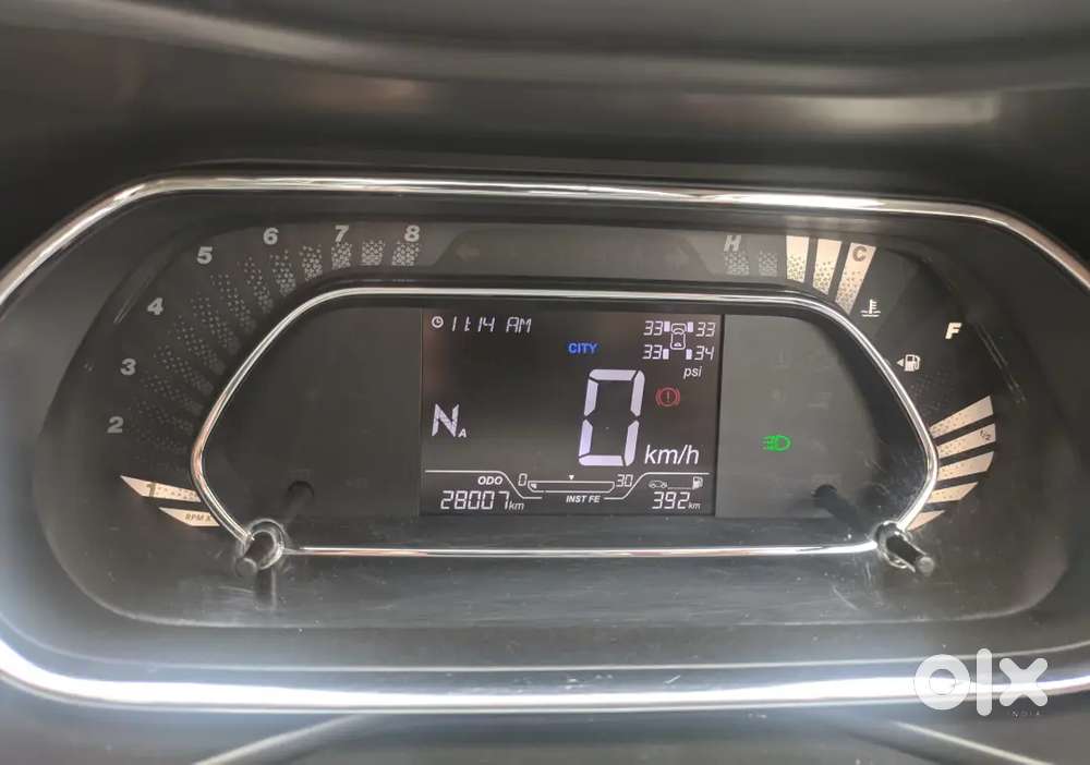 Tata Nexon Xza+s Amt Petrol  Top Variant  Excellent Condition