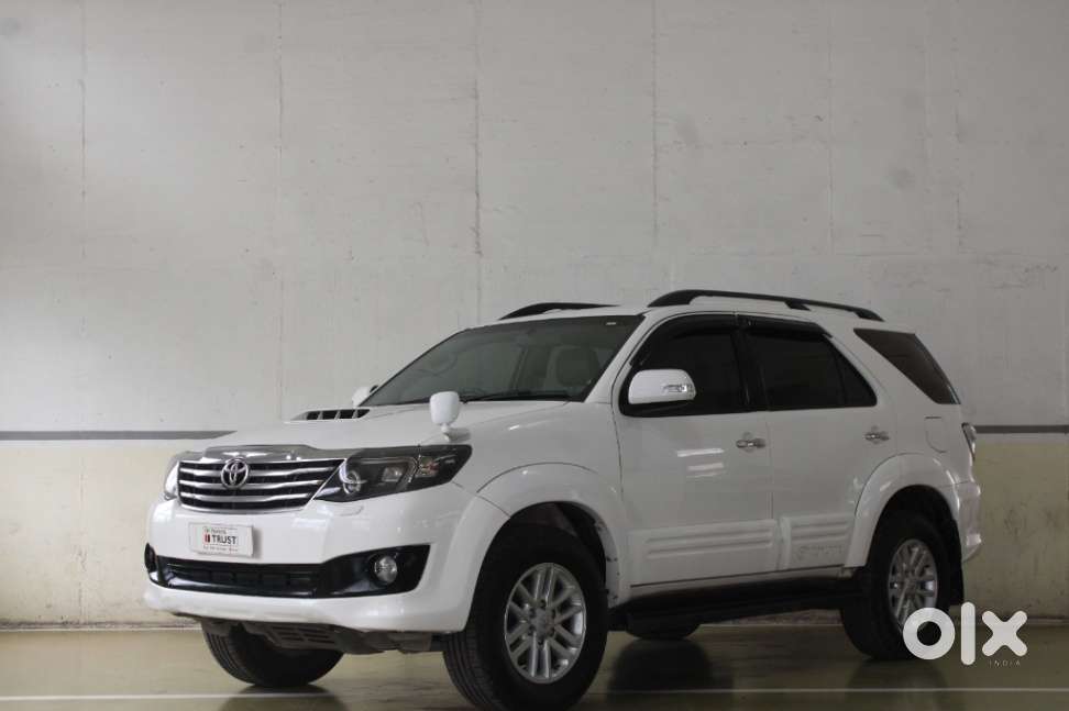 Toyota Fortuner 3.0 4x2 Mt, 2012, Diesel