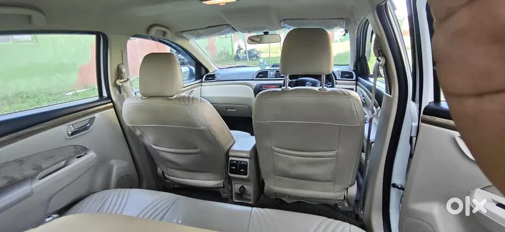 Well-maintained Ciaz Delta Hybrid White 35k Kms Alloy Wheels
