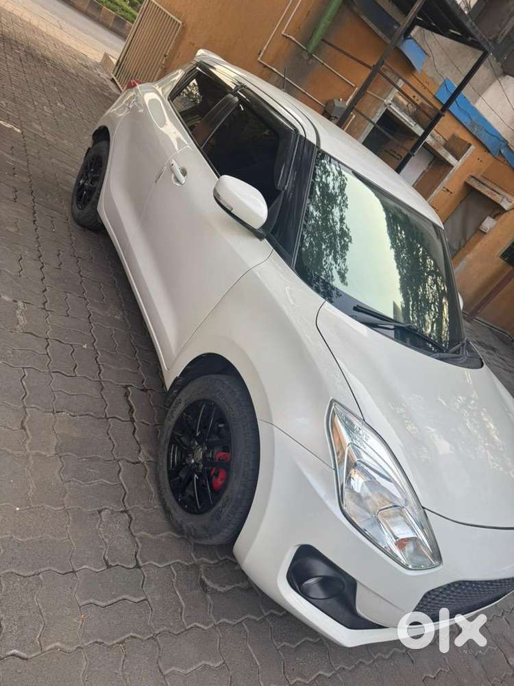 Maruti Suzuki Swift 2021 Petrol 35000 Km Driven