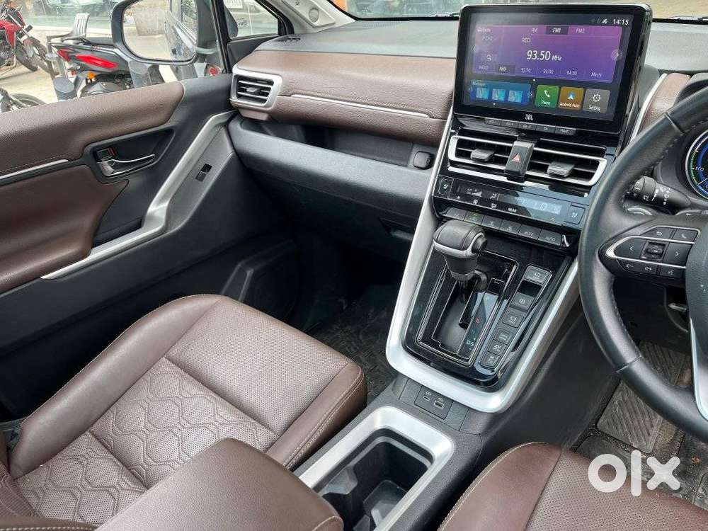 Toyota Innova Hycross 2.0 Zx (o) Hybrid 7 Str, 2023, Petrol