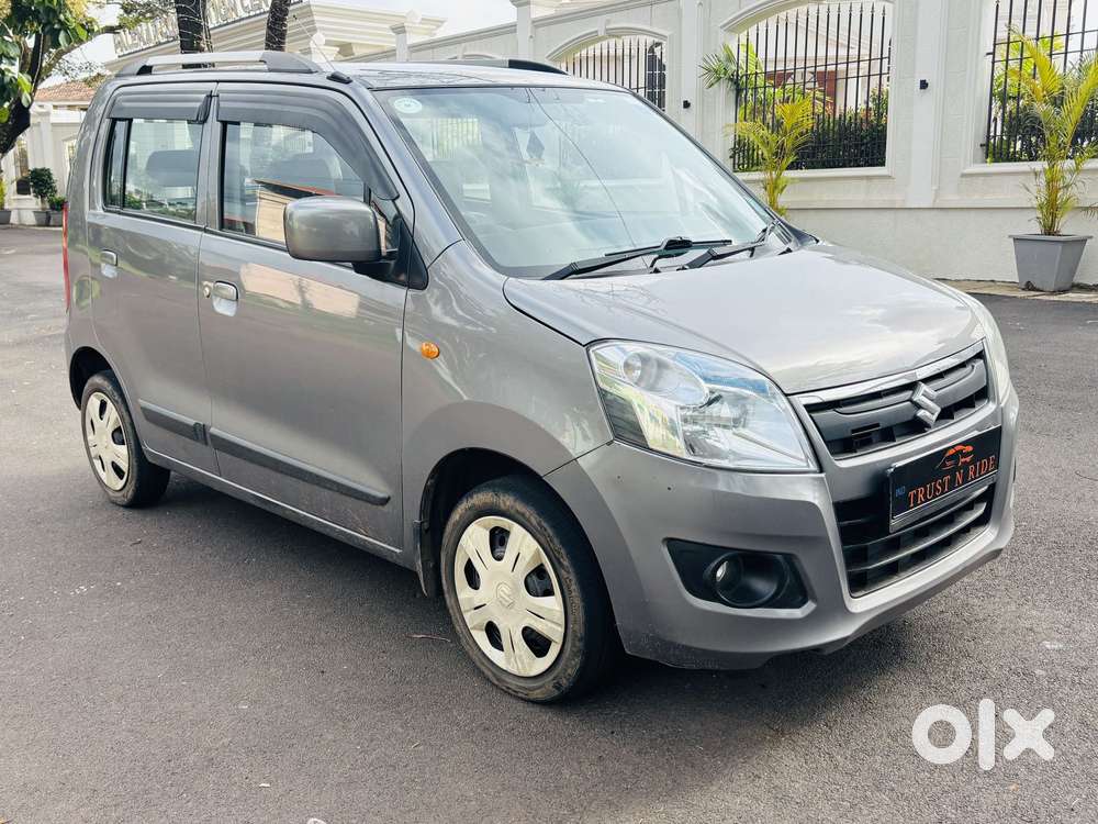 Maruti Suzuki Wagon R Vxi Amt1.2, 2016, Petrol