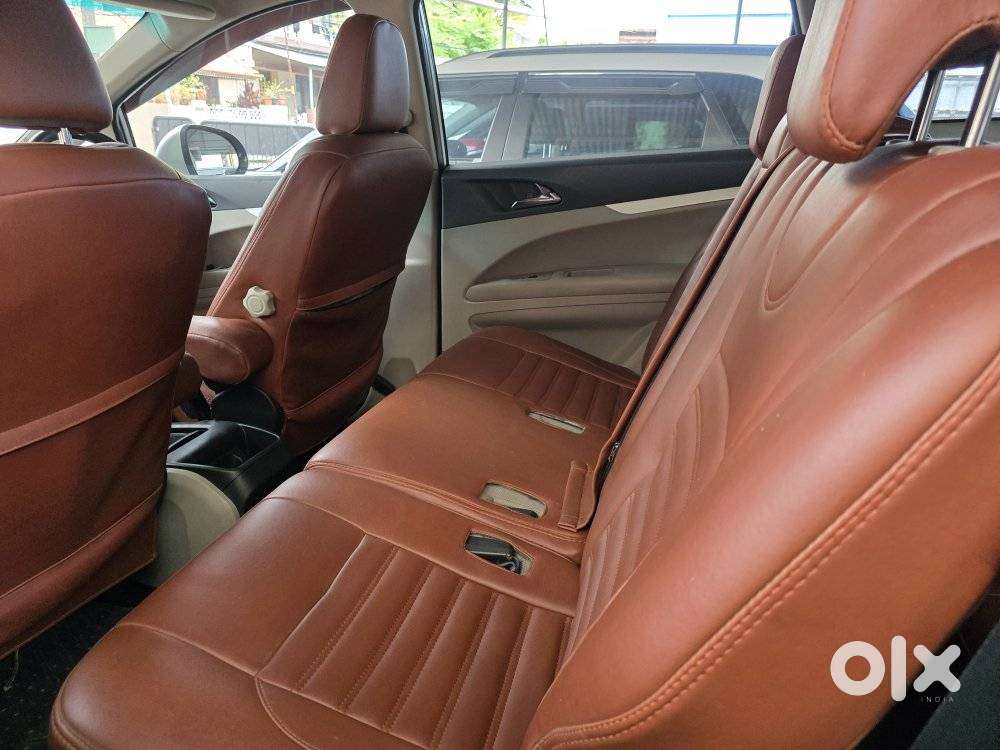 Mahindra Marazzo M6 8str, 2021, Diesel