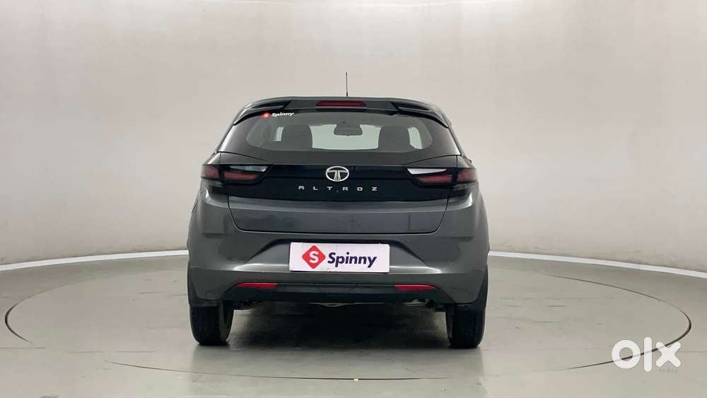 Tata Altroz 1.2 Xt, 2023, Petrol
