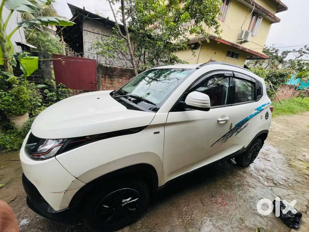 Mahindra Kuv100 Nxt 2017 Petrol (20712 Km Driven)