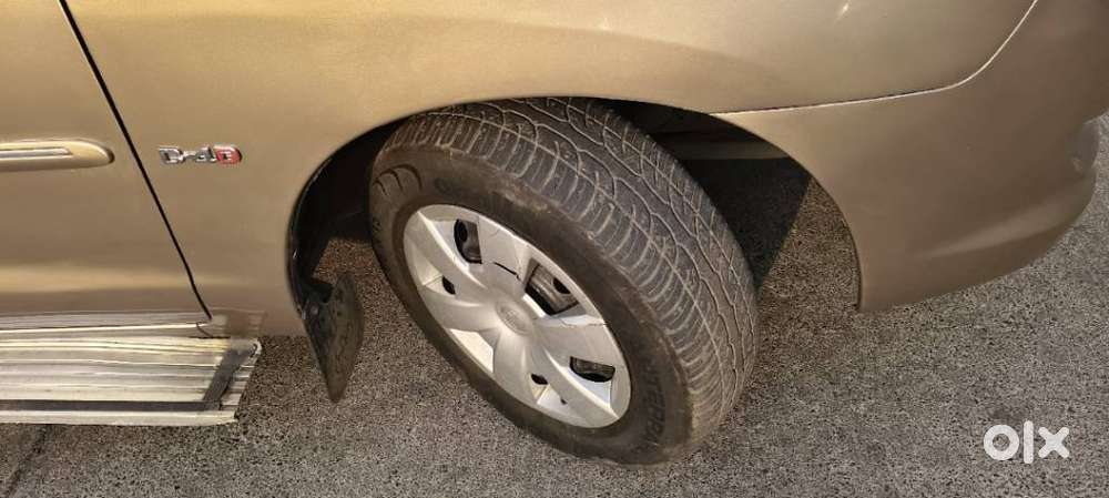 Toyota Innova 2.5 G (diesel) 8 Seater, 2005, Diesel