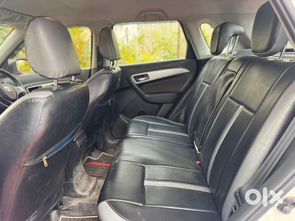 Toyota Urban Cruiser 1.5 Premium Grade Dual Tone At, 2022, Diesel