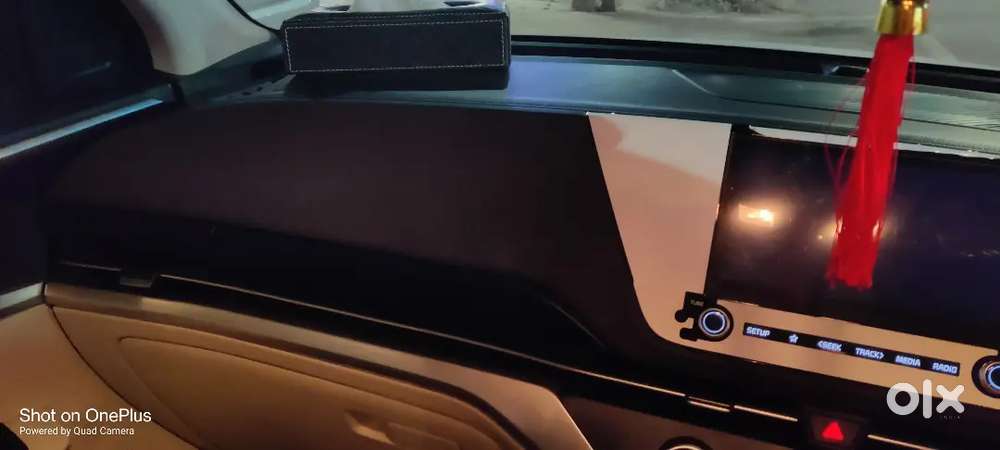 Kia Carens Prestige Petrol 2023